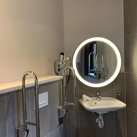 度假居 Charming For 6 Guests